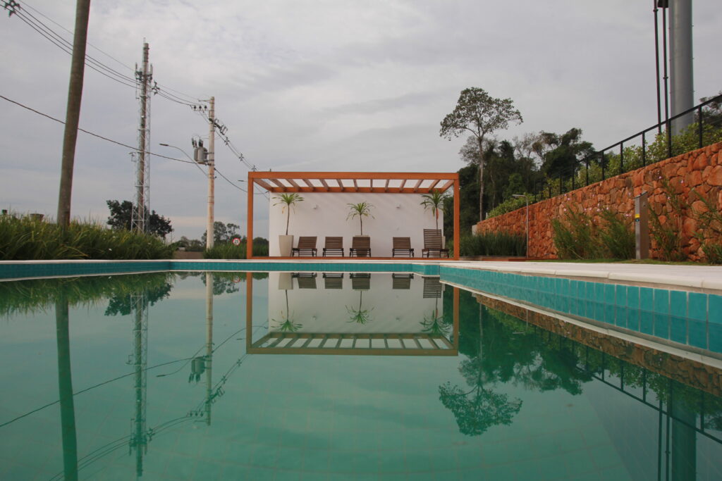 4.Piscina_espelho